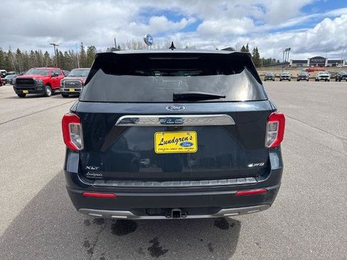 Certified 2022 Ford Explorer XLT w/ Equipment Group 202A AWD/4WD image 2