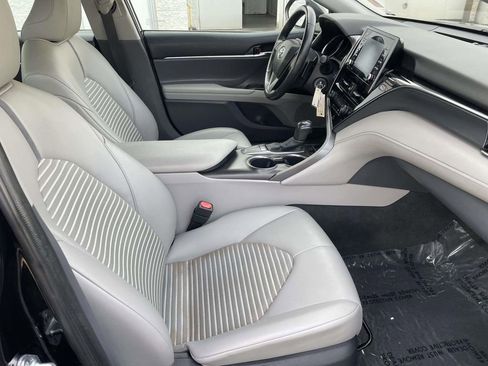 Used 2023 Toyota Camry SE image 45