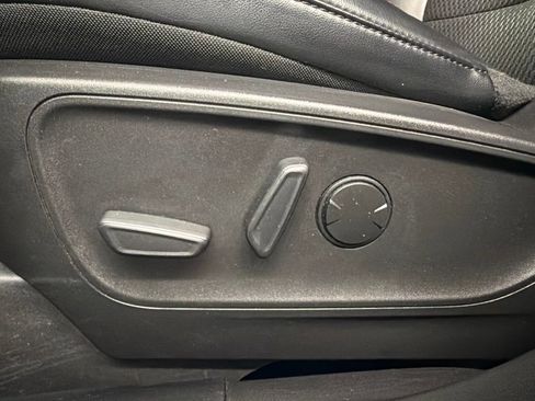 Used 2023 Ford Escape ST-Line w/ Tech Pack #1 AWD/4WD image 26
