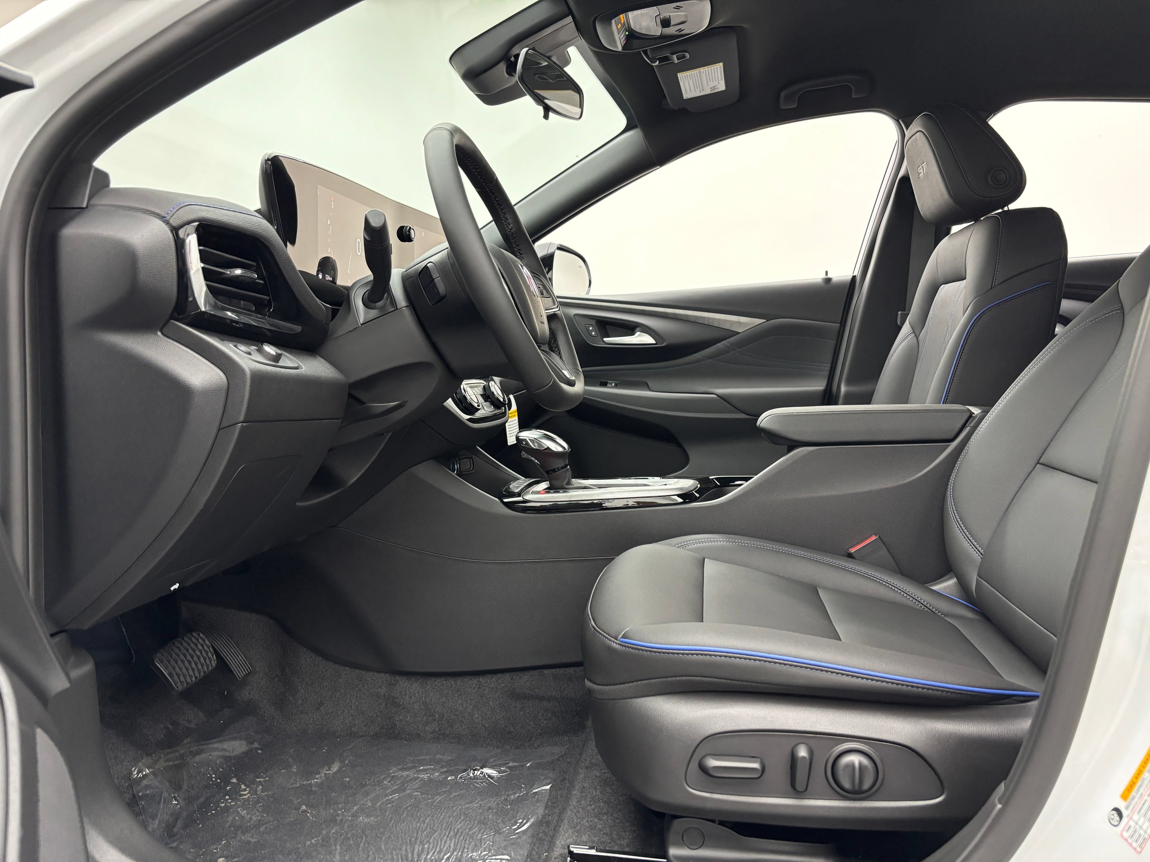 New 2026 Buick Envista Sport Touring w/ Convenience I Package FWD image 15