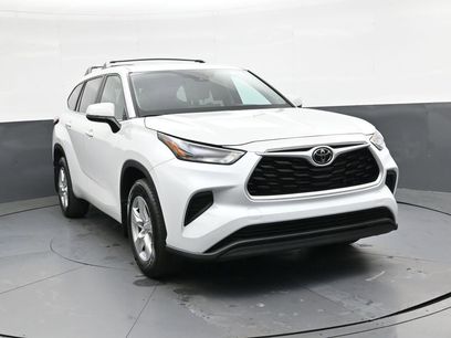Used 2023 Toyota Highlander L