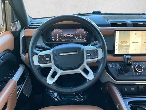 Used 2023 Land Rover Defender 130 First Edition image 7
