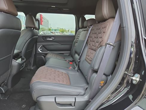 New 2026 Nissan Armada Platinum AWD/4WD image 17