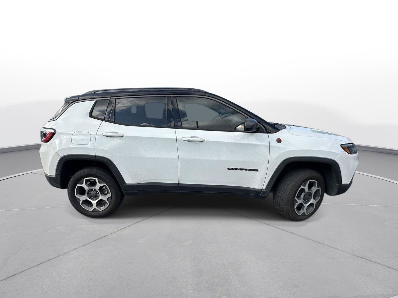 Used 2022 Jeep Compass Trailhawk w/ Sun and Sound Group AWD/4WD image 52