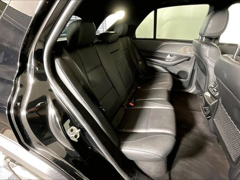 Used 2022 Mercedes-Benz GLE 350 4MATIC w/ Premium Package image 26