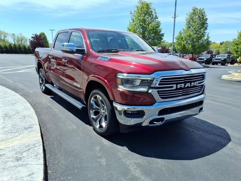 Used 2019 RAM 1500 Laramie AWD/4WD image 4