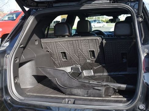 Certified 2023 Chevrolet Equinox RS w/ RS Leather Package AWD/4WD image 19