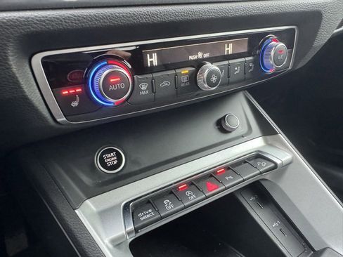 Used 2022 Audi Q3 2.0T Premium Plus w/ Premium Plus Package image 20