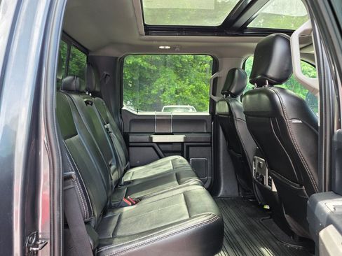 Used 2020 Ford F250 Lariat w/ Lariat Ultimate Package AWD/4WD image 29