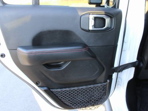 Used 2020 Jeep Wrangler Unlimited Rubicon w/ LED Lighting Group image 27