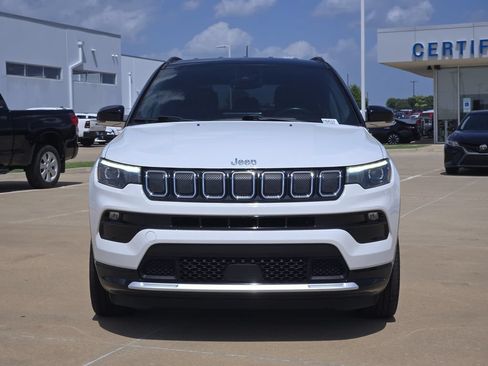 Used 2022 Jeep Compass Limited w/ Elite Group AWD/4WD image 2