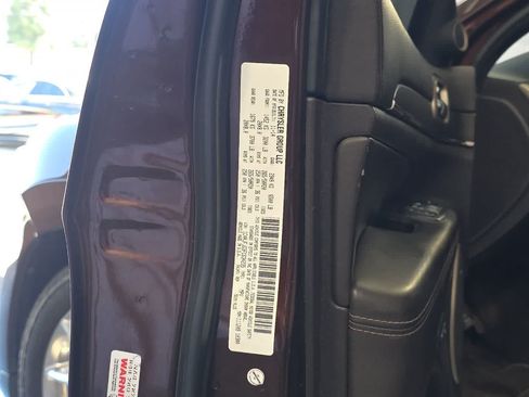 Used 2015 Jeep Grand Cherokee Summit AWD/4WD image 32