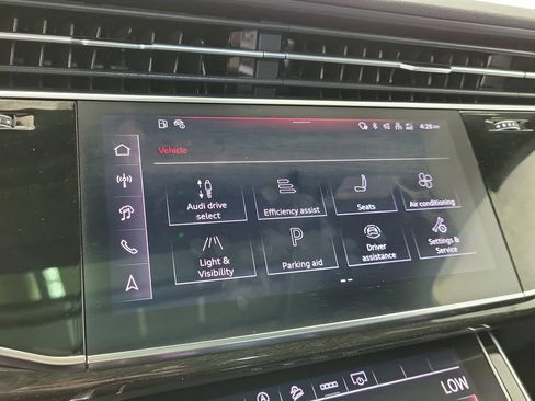 Used 2025 Audi Q7 3.0T Premium Plus AWD/4WD image 29