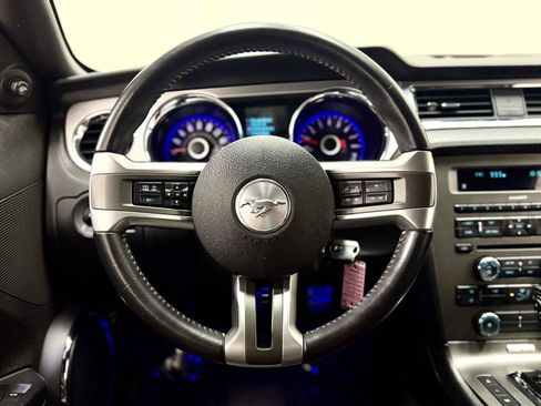 Used 2014 Ford Mustang Premium RWD image 23