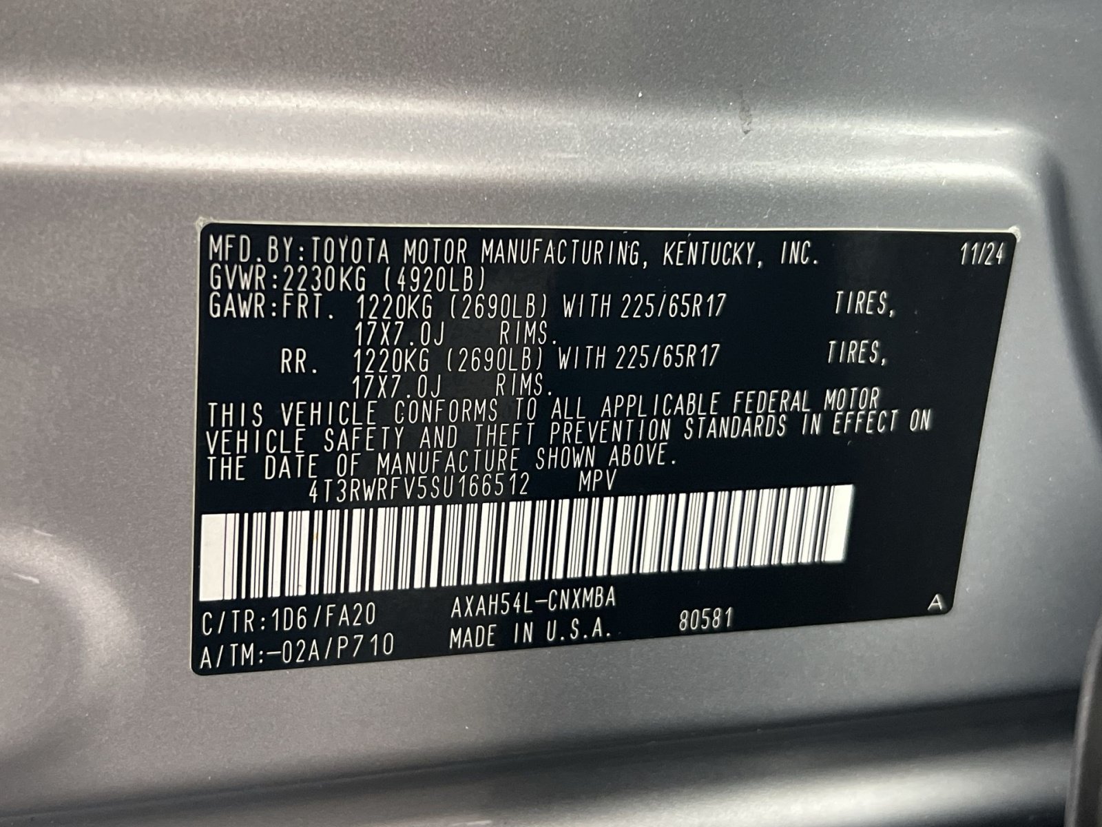 Used 2025 Toyota RAV4 XLE AWD/4WD image 30