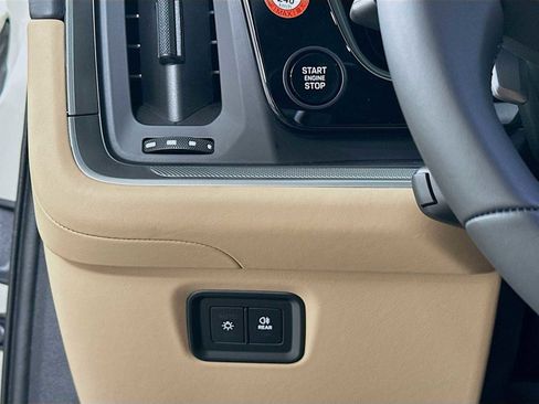 New 2026 Porsche Cayenne E-Hybrid image 14