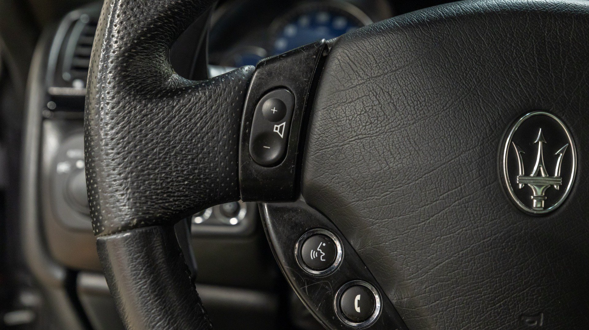 Used 2018 Maserati GranTurismo Sport RWD image 38
