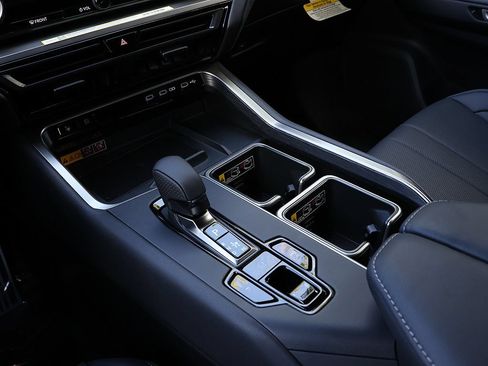 New 2026 Lexus TX 500h AWD image 27