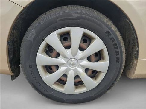 Used 2011 Toyota Corolla LE image 24