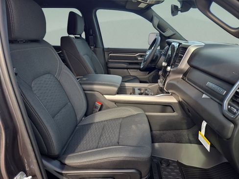 New 2026 RAM 1500 Big Horn AWD/4WD image 25