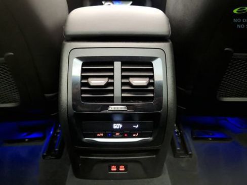 Used 2024 BMW X3 sDrive30i w/ Convenience Package RWD image 53