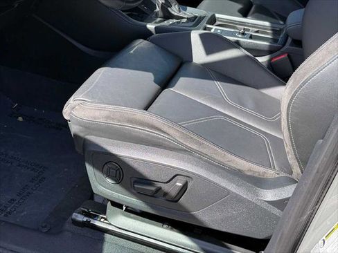 Certified 2022 Audi Q3 2.0T Premium Plus image 17