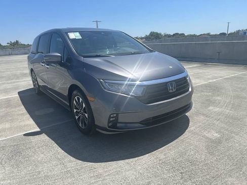 Used 2024 Honda Odyssey EX-L image 37