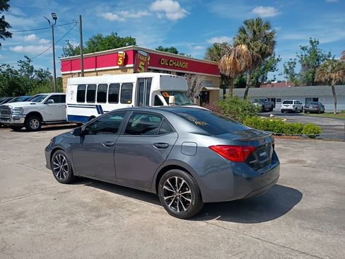 Used 2019 Toyota Corolla SE image 20