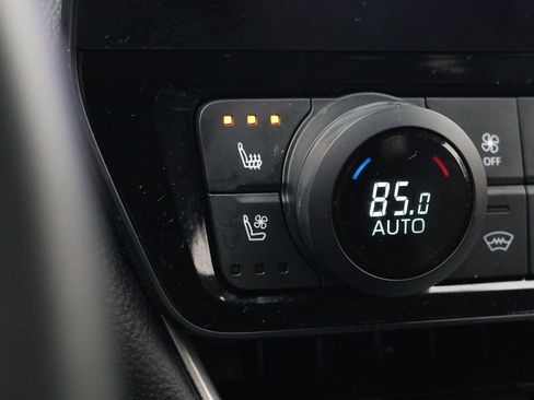 Used 2026 Toyota Grand Highlander AWD image 4