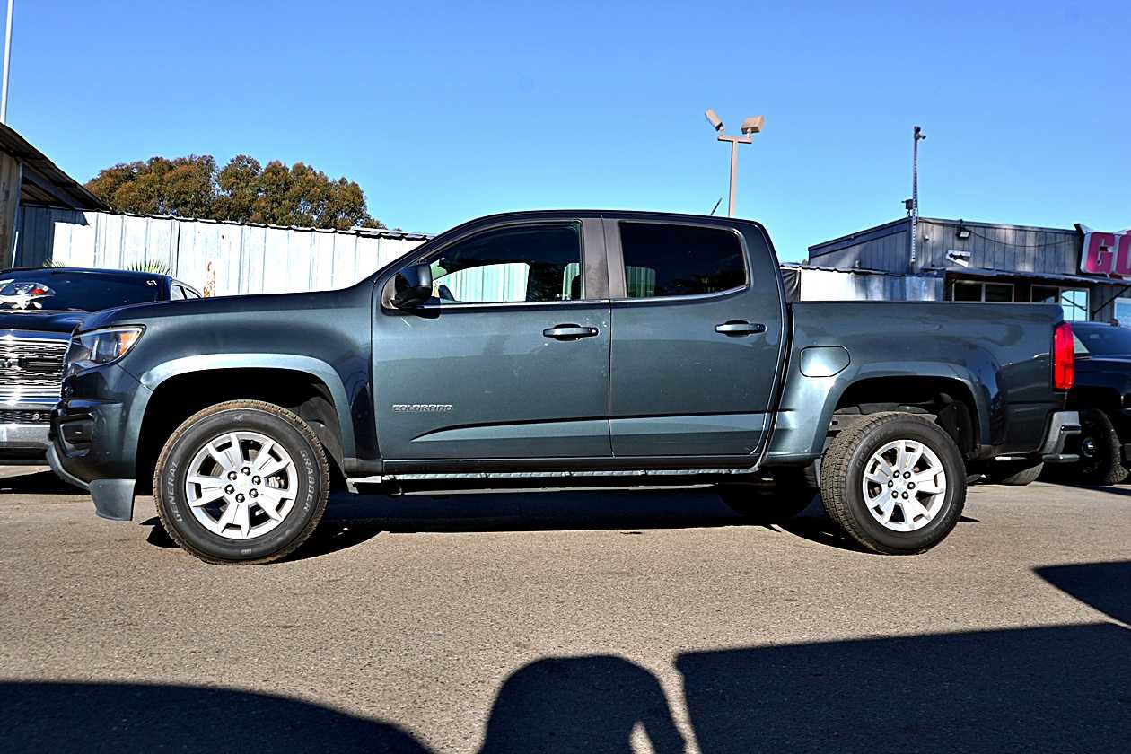 Used 2017 Chevrolet Colorado LT RWD image 3