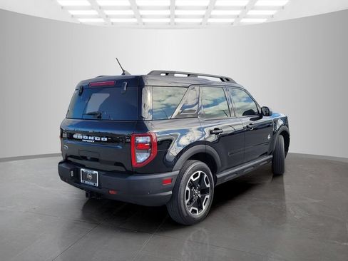 Used 2023 Ford Bronco Sport Outer Banks w/ Tech Package AWD/4WD image 4
