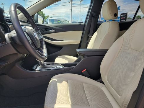 Used 2020 Buick Encore GX Essence FWD image 16