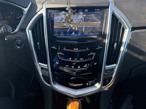 Used 2016 Cadillac SRX Luxury image 7