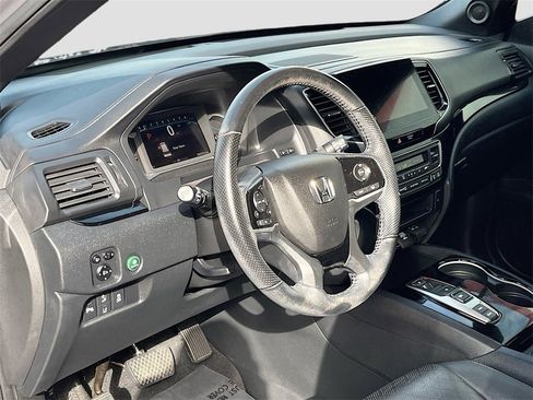 Used 2020 Honda Passport Touring image 9