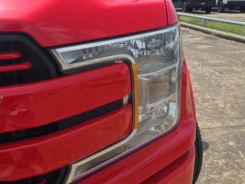 Used 2020 Ford F150 Lariat RWD image 10