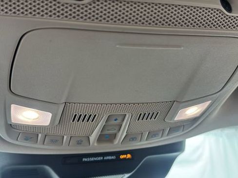 Used 2024 Ford Expedition Max Limited image 32