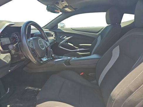 Used 2023 Chevrolet Camaro LT RWD image 10