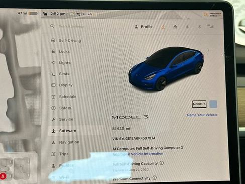 Used 2023 Tesla Model 3 Standard Range RWD image 30