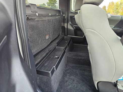 Used 2020 Toyota Tacoma SR image 17