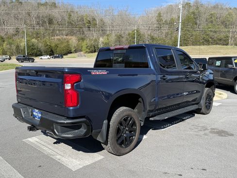 Used 2021 Chevrolet Silverado 1500 LT Trail Boss w/ Convenience Package II image 5