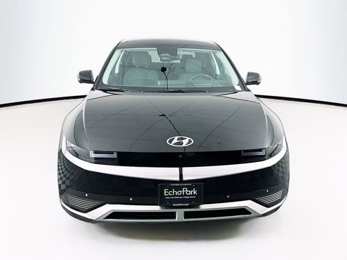 Used 2024 Hyundai Ioniq 5 Limited RWD image 2