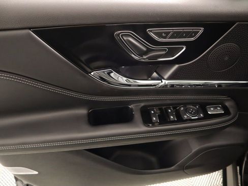 New 2025 Lincoln Corsair Grand Touring image 17