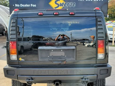 Used 2004 HUMMER H2 image 12