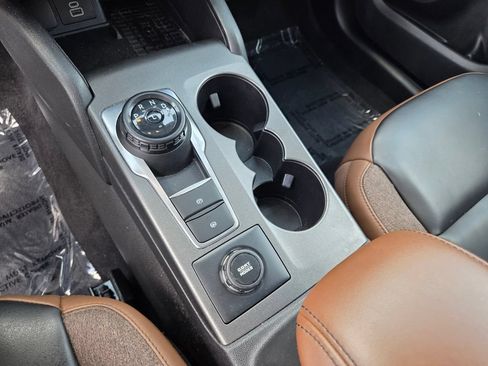 Used 2025 Ford Bronco Sport Outer Banks w/ Outer Banks Tech Package+ AWD/4WD image 26