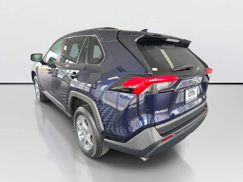 Used 2025 Toyota RAV4 XLE AWD/4WD image 3