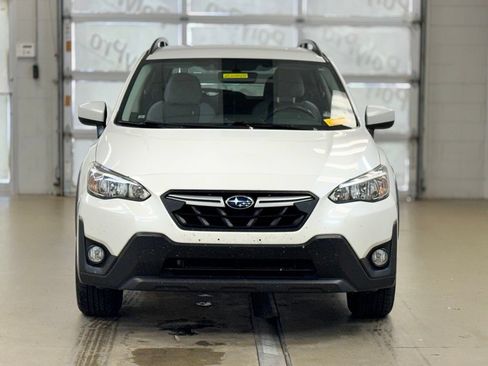 Used 2021 Subaru Crosstrek 2.0i Premium AWD/4WD image 2