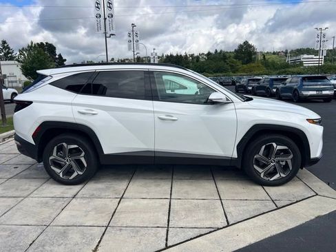 Certified 2024 Hyundai Tucson Limited AWD/4WD image 8