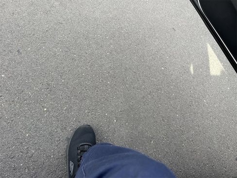 Used 2023 Honda Civic Sport image 30