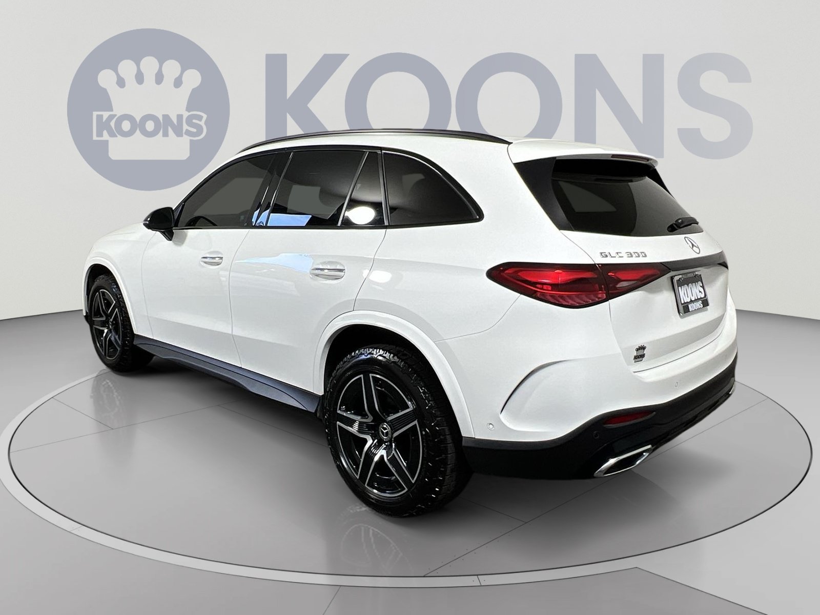 Used 2024 Mercedes-Benz GLC 300 4MATIC image 8