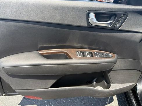 Used 2016 Kia Optima EX w/ Premium Package FWD image 10